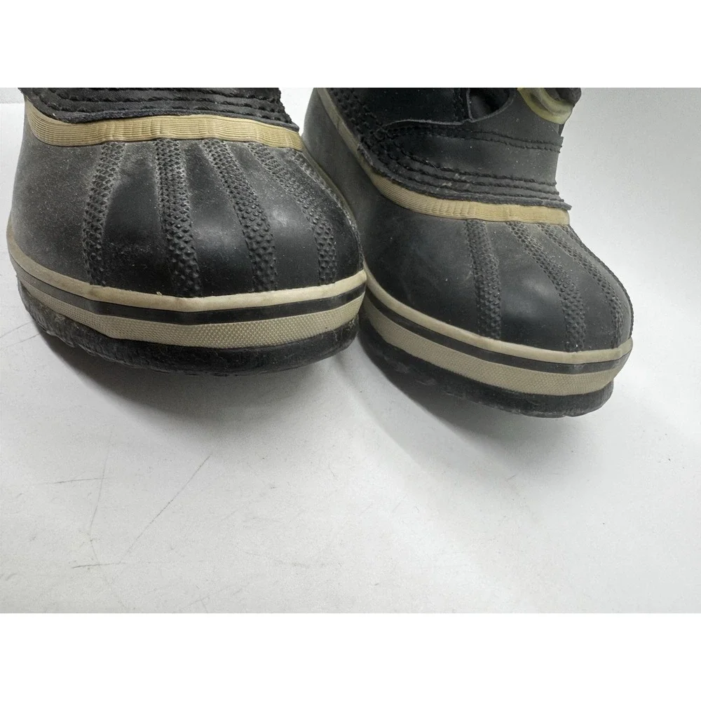 Sorel Yoot Pac Snow Boots Kids Size 11  Waterproof Insulated Winter EUC SB21